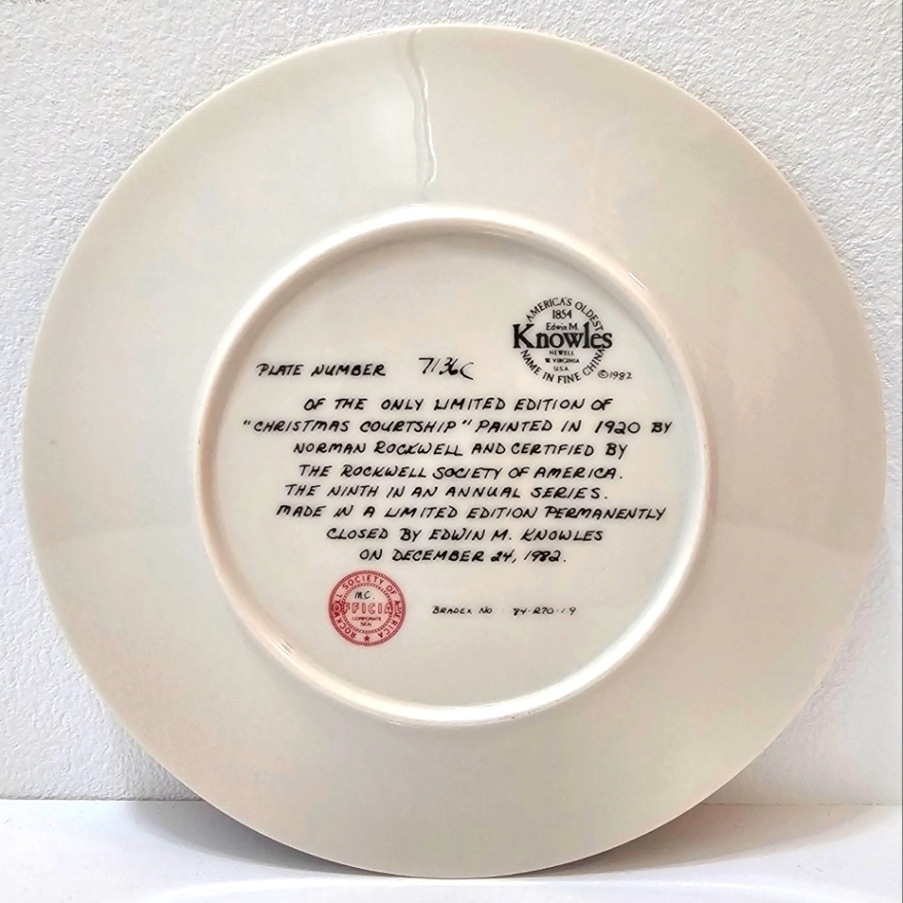 Edwin M. Knowles Plate x Norman Rockwell Painting Christmas Courtship 1982 Plate - Picture 4 of 9